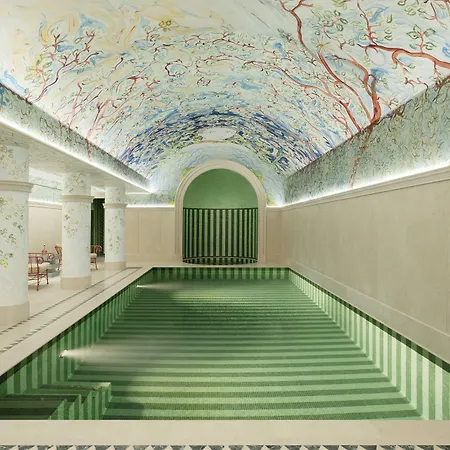 Le Grand Mazarin Hotel